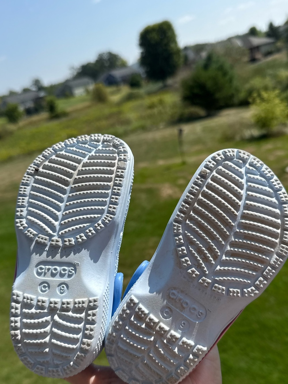Light-Up Crocs - Picture 3 of 6